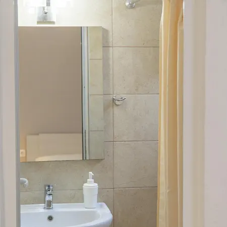 Koks' Guest house Himare