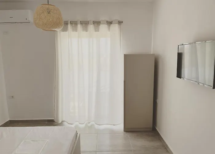 Koks' 3* Himare