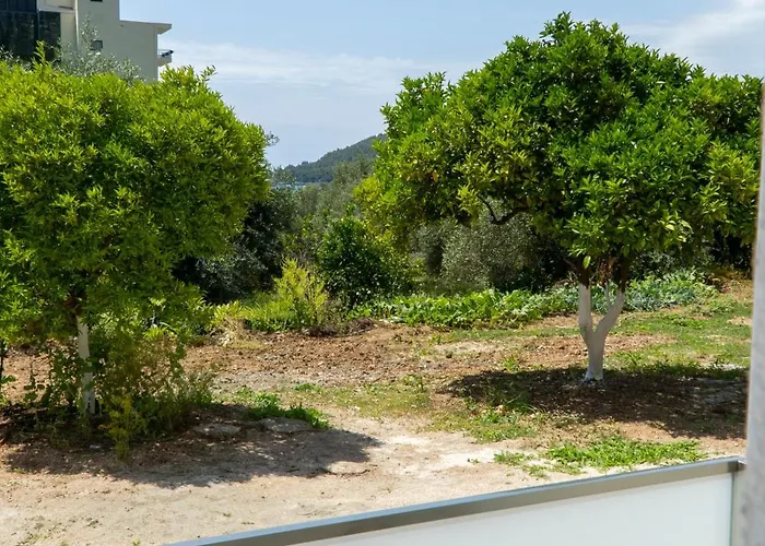 Koks' Guest house Himare